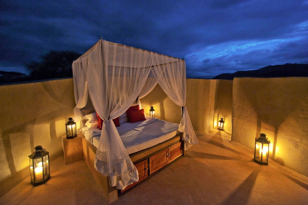 Ol Donyo Lodge Star Bed, Kenya