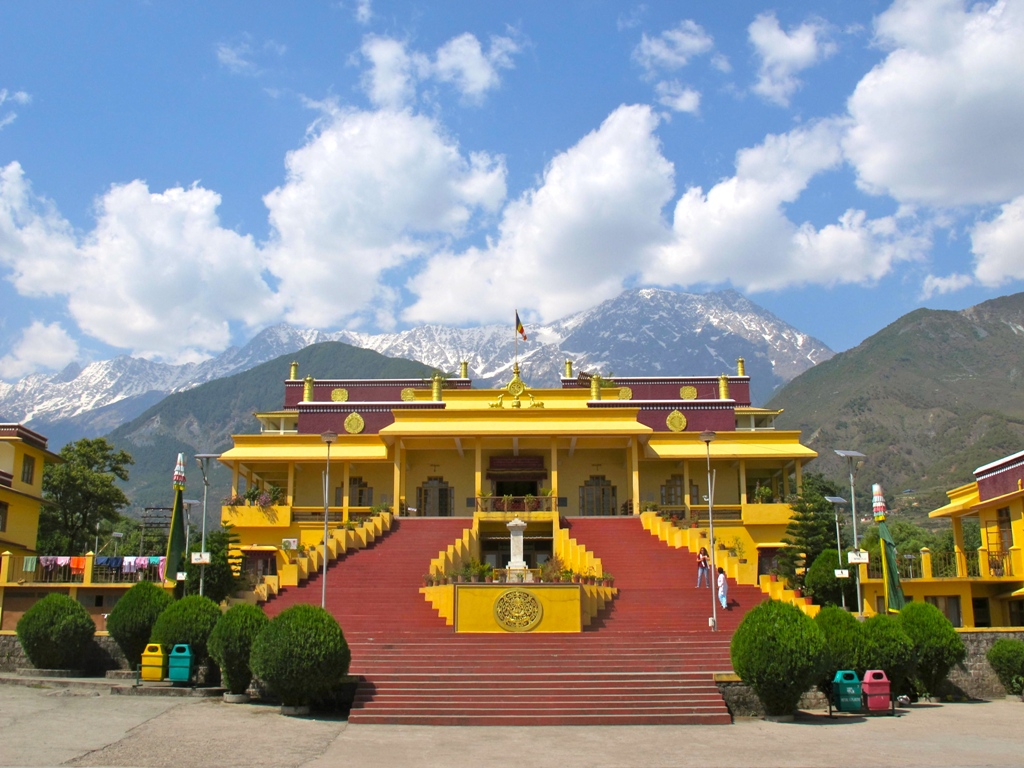 alalwyersvoyage Dalailama temple