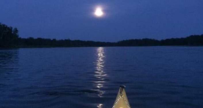 Alawyersvoyage Moonlight-Kayaking