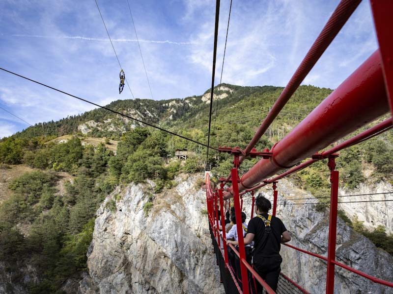 Swiss bridge bungee jumping location